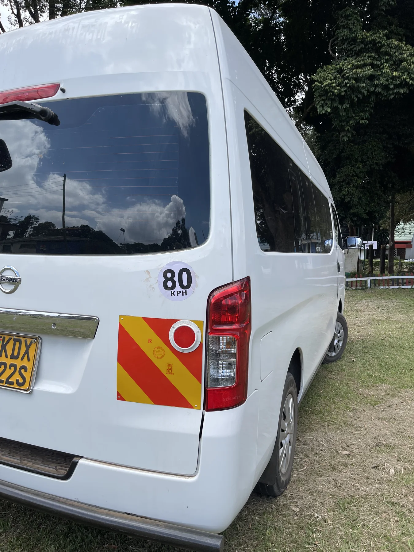 Close-up of FunFlights' own Executive Tour Van.